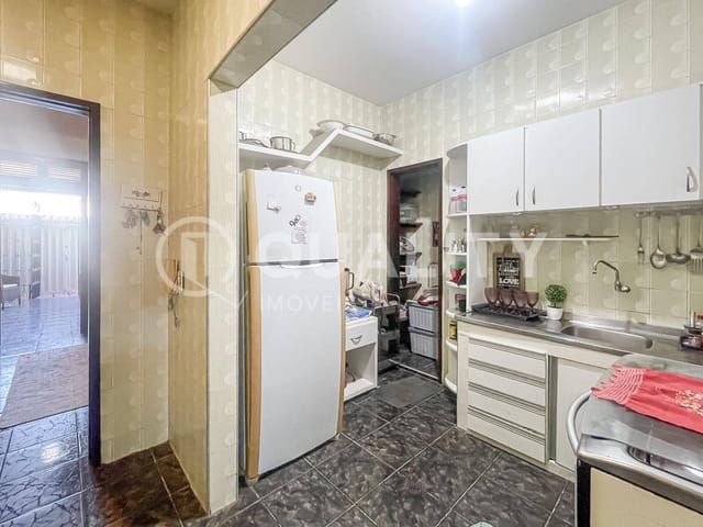 Casa com 206m² 3 quartos e 2 banheiros, à venda, no bairro Amadeu Furtado em Fortaleza
