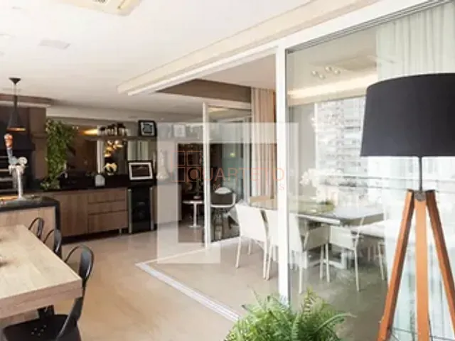 Apartamento 3 quartos e 3 banheiros, à venda, no bairro Vila Olímpia em São Paulo