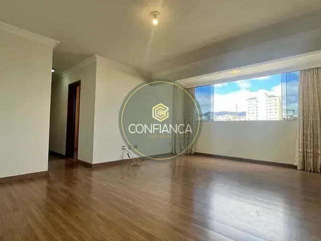 Apartamento 4 quartos e 3 banheiros, à venda, no bairro Sagrada Família em Belo Horizonte