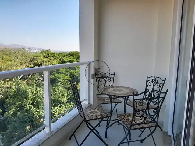 Apartamento 2 quartos e 2 banheiros, à venda, no bairro Jardim Coelho Neto em Guaratinguetá