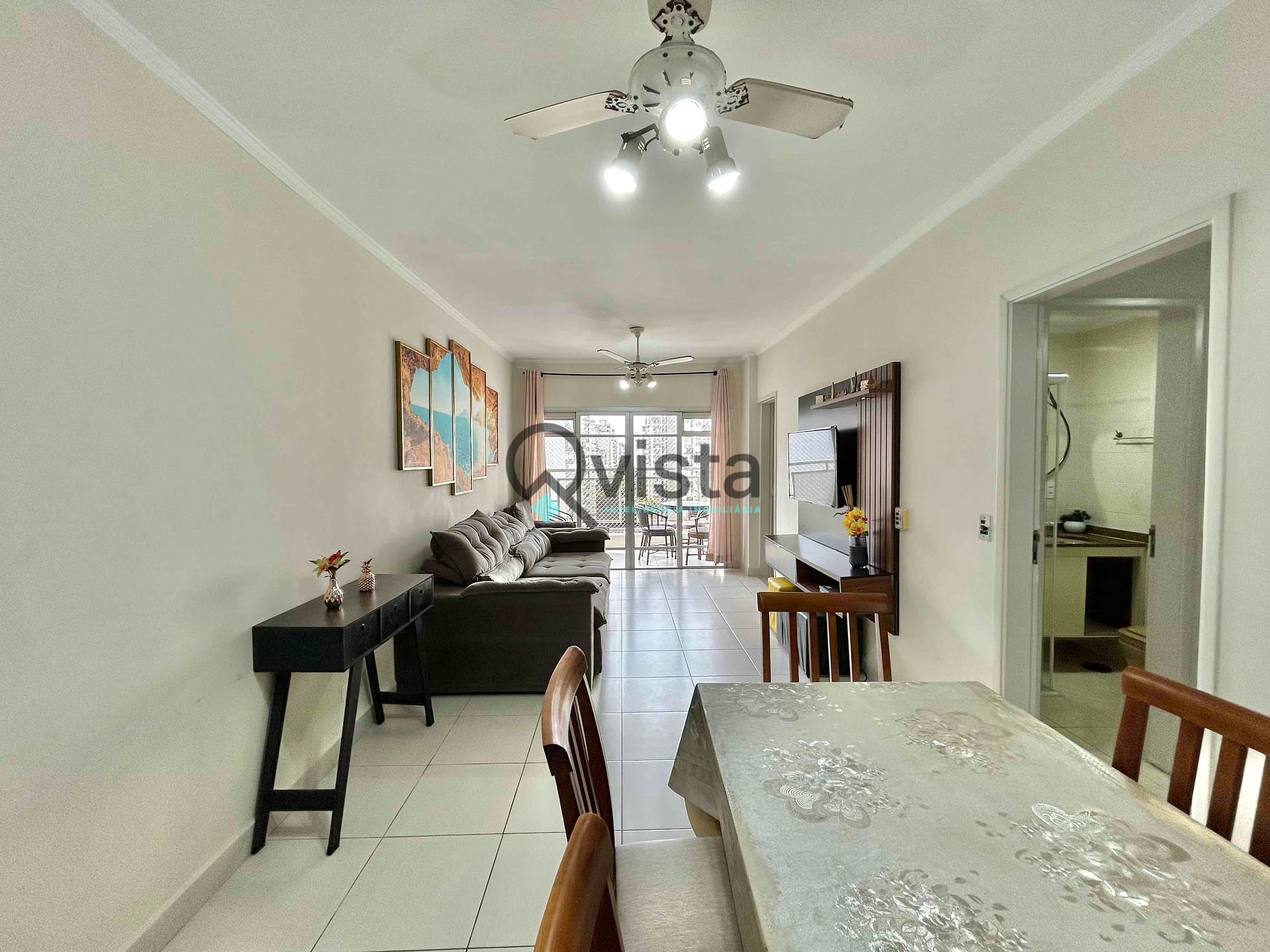 Apartamento à venda com 2 quartos, 90m² - Foto 2