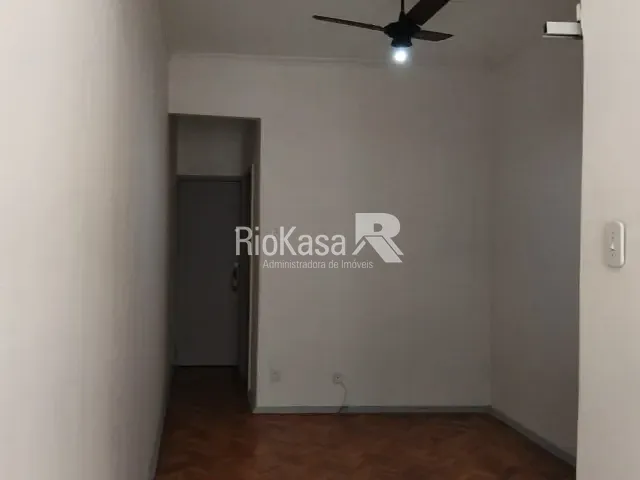 Apartamento 1 quarto e 1 banheiro, à venda, no bairro Tijuca em Rio de Janeiro