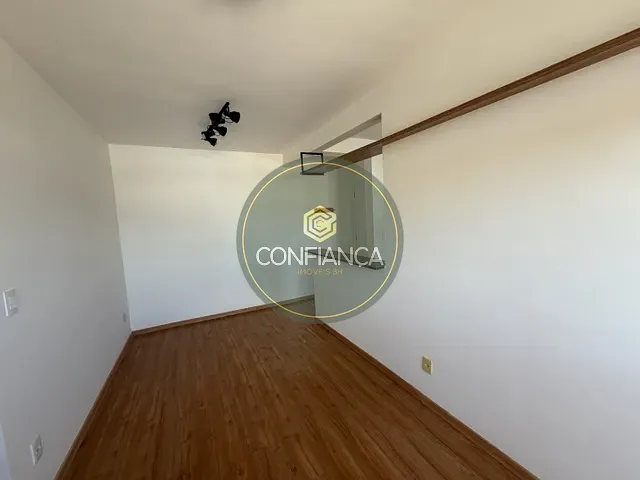 Apartamento 2 quartos e 1 banheiro, para alugar, no bairro Nova Vista em Belo Horizonte