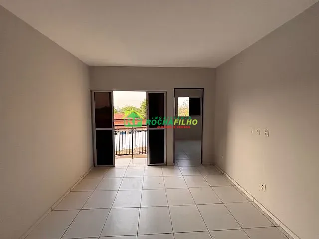 Apartamento com 62m² 3 quartos e 1 banheiro, para alugar, no bairro Colorado em Teresina