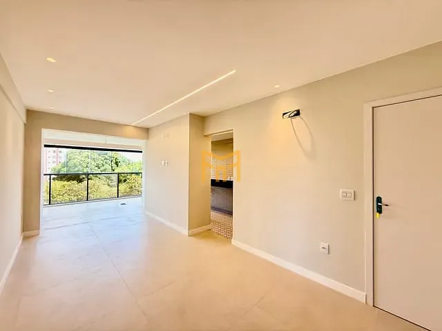 Apartamento 2 quartos e 4 banheiros, à venda, no bairro Batista Campos em Belém