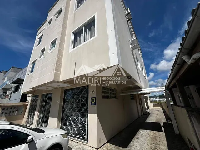 Apartamento 2 quartos e 1 banheiro, para alugar, no bairro Aririú em Palhoça