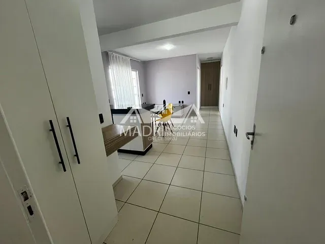 Apartamento 2 quartos e 1 banheiro, para alugar, no bairro Aririú em Palhoça