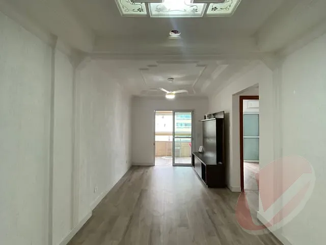 Apartamento 2 quartos e 1 banheiro, à venda, no bairro Caiçara em Praia Grande