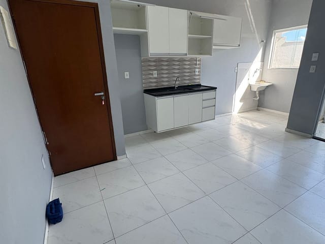 Apartamento 2 quartos e 1 banheiro, à venda, no bairro Recanto do Sol em Extrema