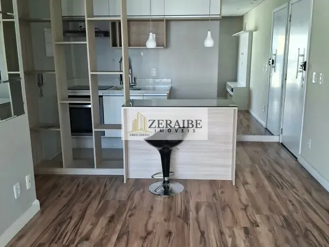 Apartamento 2 quartos e 2 banheiros, para alugar, no bairro Jardim Flor da Montanha em Guarulhos