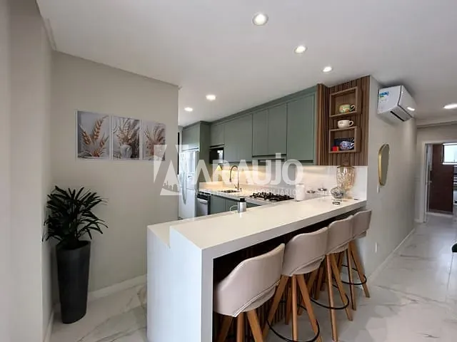 Apartamento 2 quartos e 2 banheiros, à venda, no bairro Centro em Itajaí