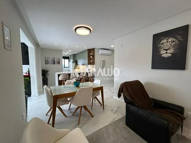 Apartamento 2 quartos e 2 banheiros, à venda, no bairro Centro em Itajaí