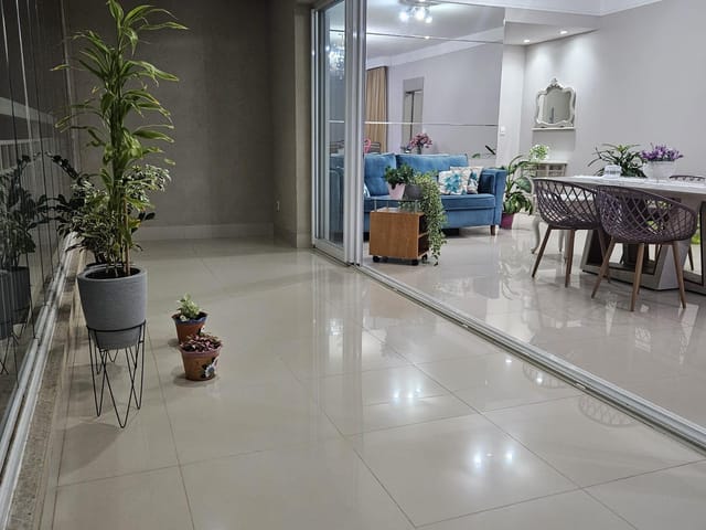 Apartamento 3 quartos e 5 banheiros, para alugar, no bairro Vila Santo Antônio em Araçatuba