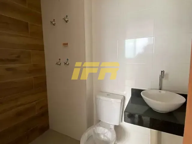 Apartamento 2 quartos e 1 banheiro, à venda, no bairro Estiva em Taubaté