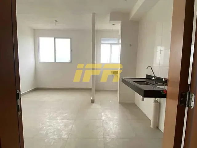 Apartamento 2 quartos e 1 banheiro, à venda, no bairro Estiva em Taubaté