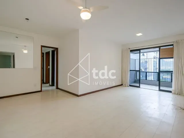 Apartamento com 117m² 3 quartos e 2 banheiros, à venda ou para alugar, no bairro Barra da Tijuca em Rio de Janeiro