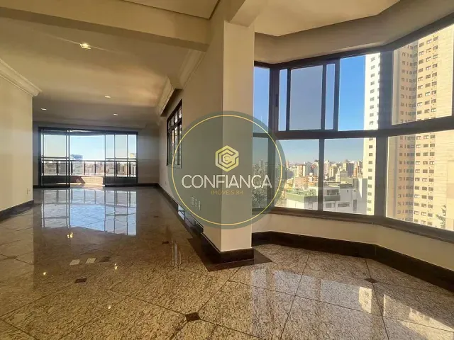 Apartamento 4 quartos e 4 banheiros, à venda, no bairro Santo Antônio em Belo Horizonte