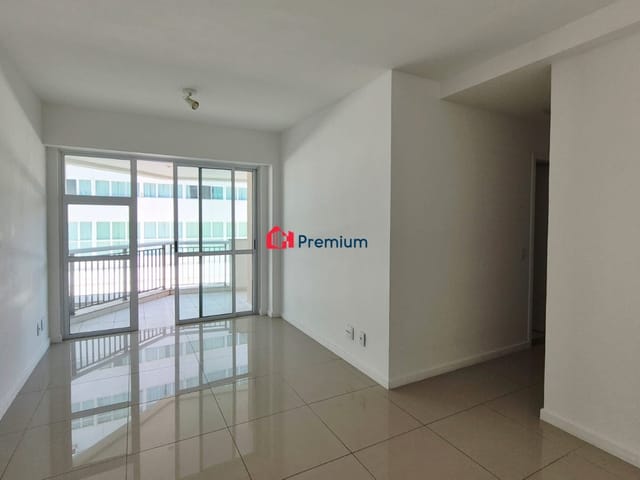 Apartamento 2 quartos e 2 banheiros, para alugar, no bairro Barra da Tijuca em Rio de Janeiro
