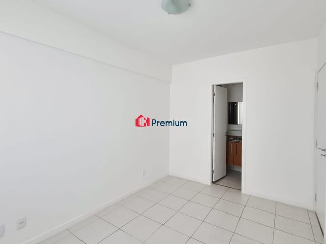 Apartamento 2 quartos e 2 banheiros, para alugar, no bairro Barra da Tijuca em Rio de Janeiro