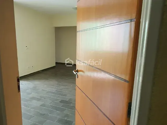 Apartamento com 86m² 3 quartos e 2 banheiros, para alugar, no bairro Vila Carlota em Campo Grande
