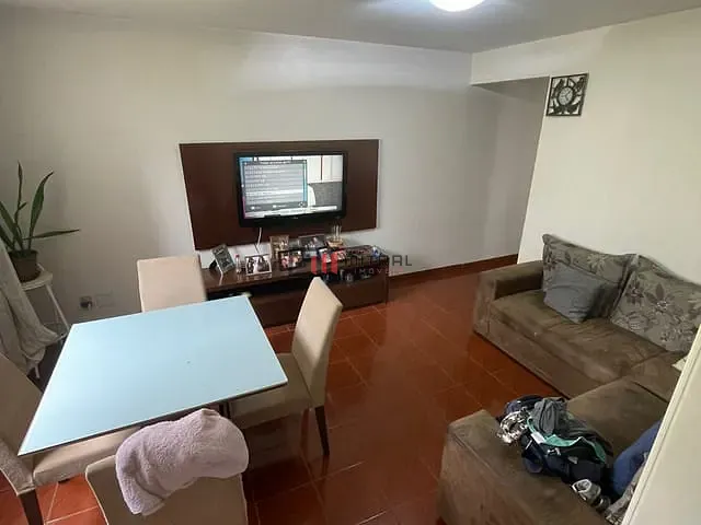 Apartamento com 64m² 3 quartos e 1 banheiro, à venda, no bairro Jardim Novo Sabará em Londrina