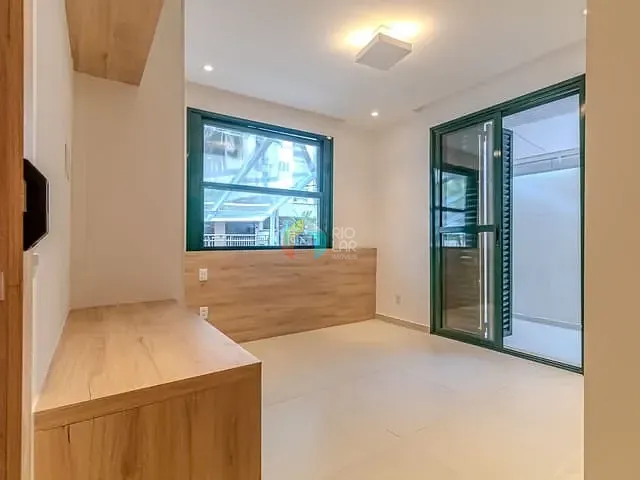 Apartamento com 38m² 1 quarto e 1 banheiro, à venda, no bairro Copacabana em Rio de Janeiro