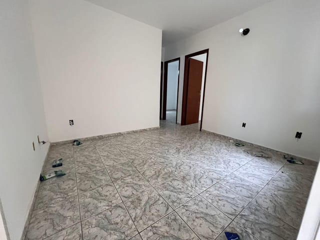 Apartamento 2 quartos e 1 banheiro, à venda, no bairro Granjas Primavera (Justinópolis) em Ribeirão das Neves