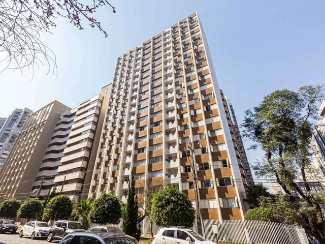 Apartamento com 235m² 4 quartos e 3 banheiros, à venda, no bairro Batel em Curitiba