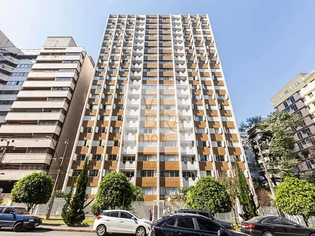 Apartamento com 235m² 4 quartos e 3 banheiros, à venda, no bairro Batel em Curitiba