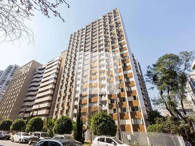 Apartamento com 235m² 4 quartos e 3 banheiros, à venda, no bairro Batel em Curitiba