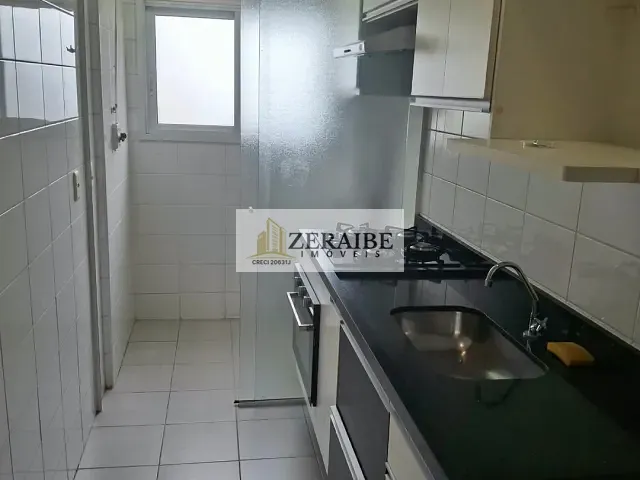 Apartamento 2 quartos e 1 banheiro, para alugar, no bairro Vila das Palmeiras em Guarulhos