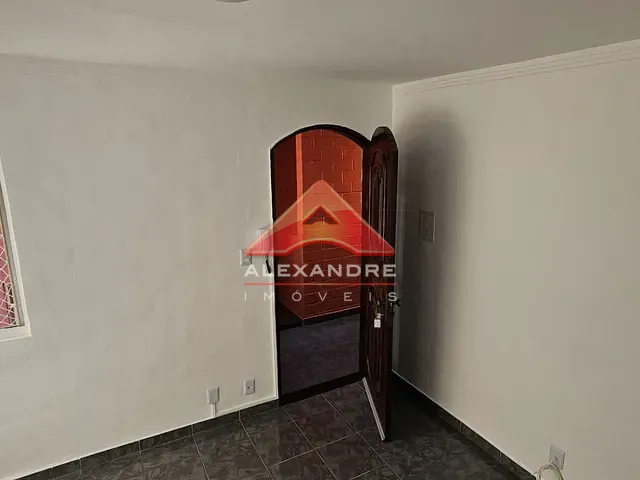 Apartamento com 90m² 2 quartos e 1 banheiro, para alugar, no bairro Vila Industrial em São José dos Campos