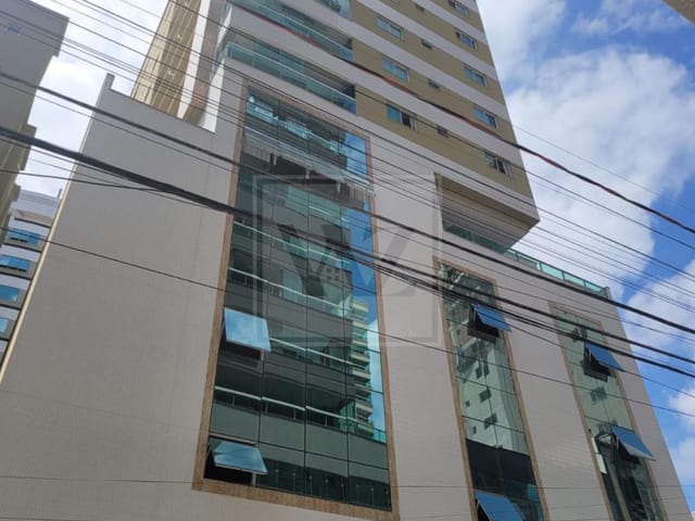 Apartamento 3 quartos e 4 banheiros, à venda, no bairro Meia Praia  em Itapema