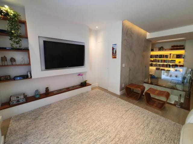 Apartamento à venda, no bairro Bingen em Petrópolis