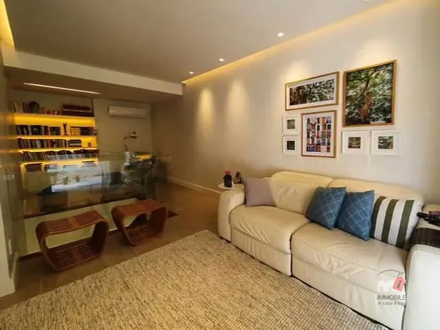Apartamento à venda, no bairro Bingen em Petrópolis