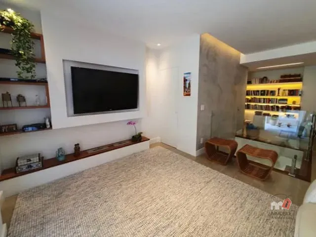 Apartamento à venda, no bairro Bingen em Petrópolis