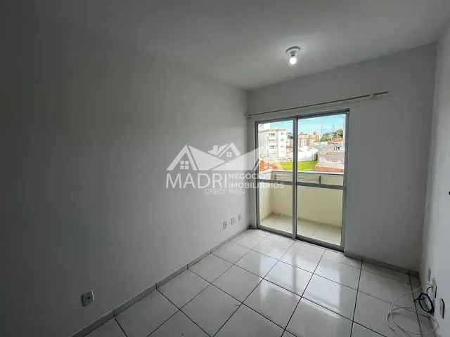 Apartamento 2 quartos e 1 banheiro, para alugar, no bairro Pagani em Palhoça