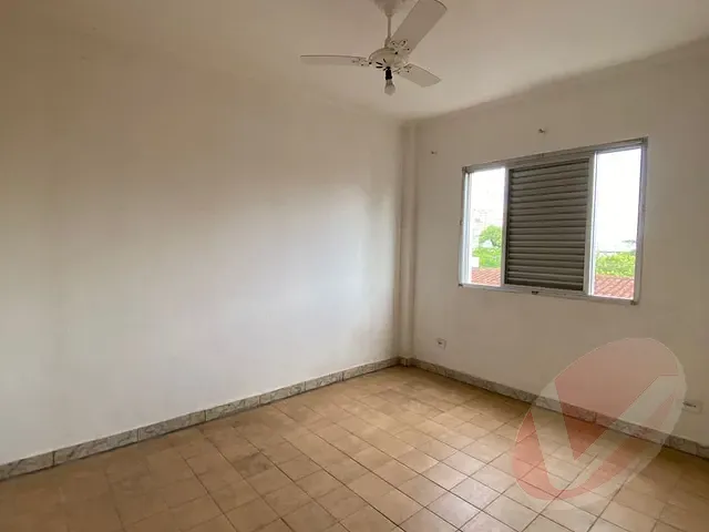 Apartamento 2 quartos e 1 banheiro, à venda, no bairro Caiçara em Praia Grande