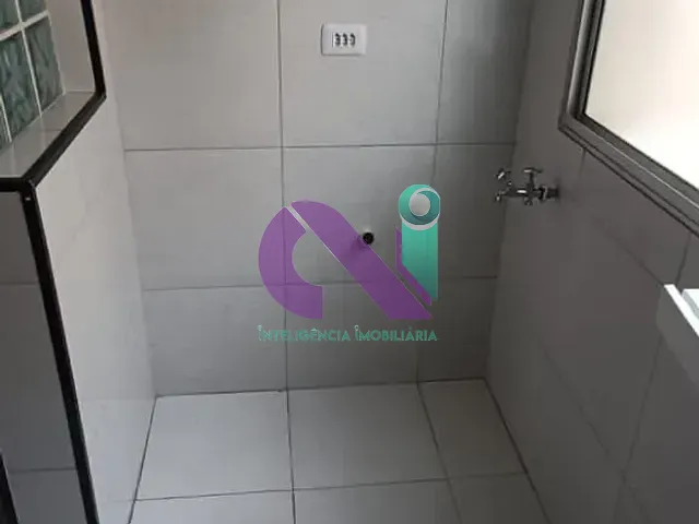 Apartamento 2 quartos e 1 banheiro, para alugar, no bairro km 18 em Osasco