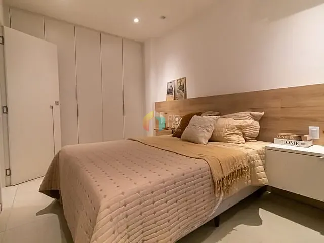 Apartamento com 58m² 1 quarto e 1 banheiro, à venda, no bairro Copacabana em Rio de Janeiro