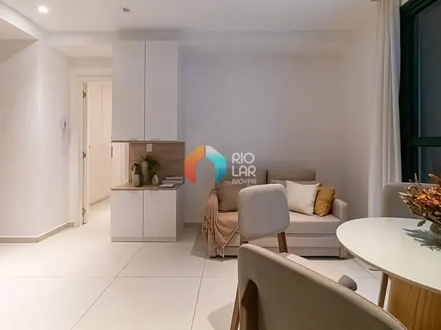 Apartamento com 58m² 1 quarto e 1 banheiro, à venda, no bairro Copacabana em Rio de Janeiro