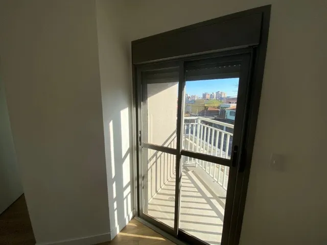 Apartamento 2 quartos e 2 banheiros, para alugar, no bairro Vila Assunção em Santo André