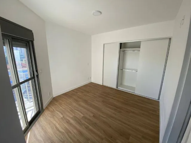Apartamento 2 quartos e 2 banheiros, para alugar, no bairro Vila Assunção em Santo André