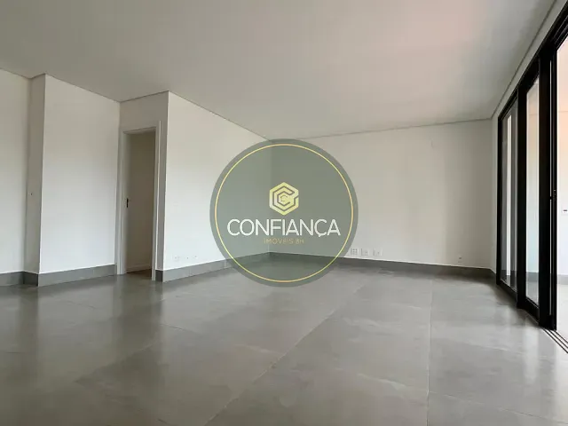 Apartamento 4 quartos e 5 banheiros, à venda, no bairro Santo Antônio em Belo Horizonte