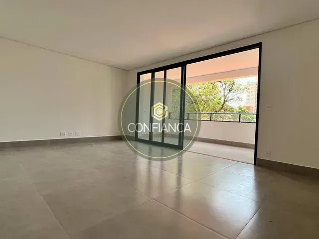 Apartamento 4 quartos e 5 banheiros, à venda, no bairro Santo Antônio em Belo Horizonte