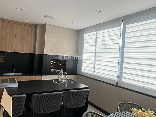 Apartamento 3 quartos e 3 banheiros, à venda, no bairro Meia Praia em Itapema