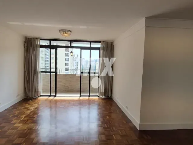 Apartamento 2 quartos e 2 banheiros, à venda ou para alugar, no bairro Vila Uberabinha em São Paulo
