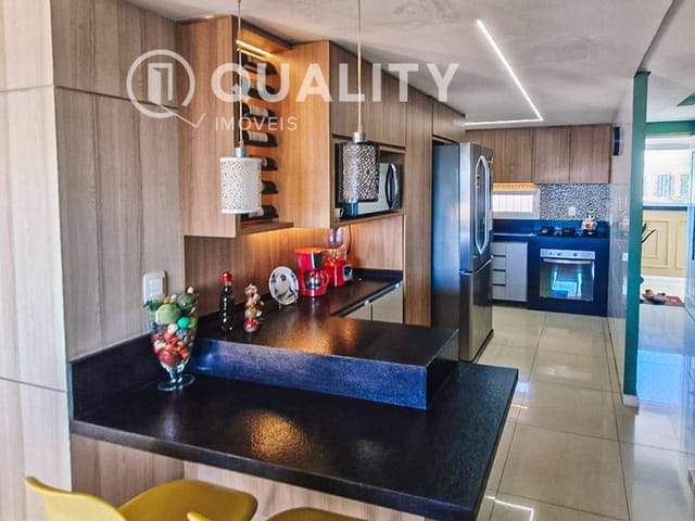 Apartamento 3 quartos e 4 banheiros, à venda, no bairro Presidente Kennedy em Fortaleza