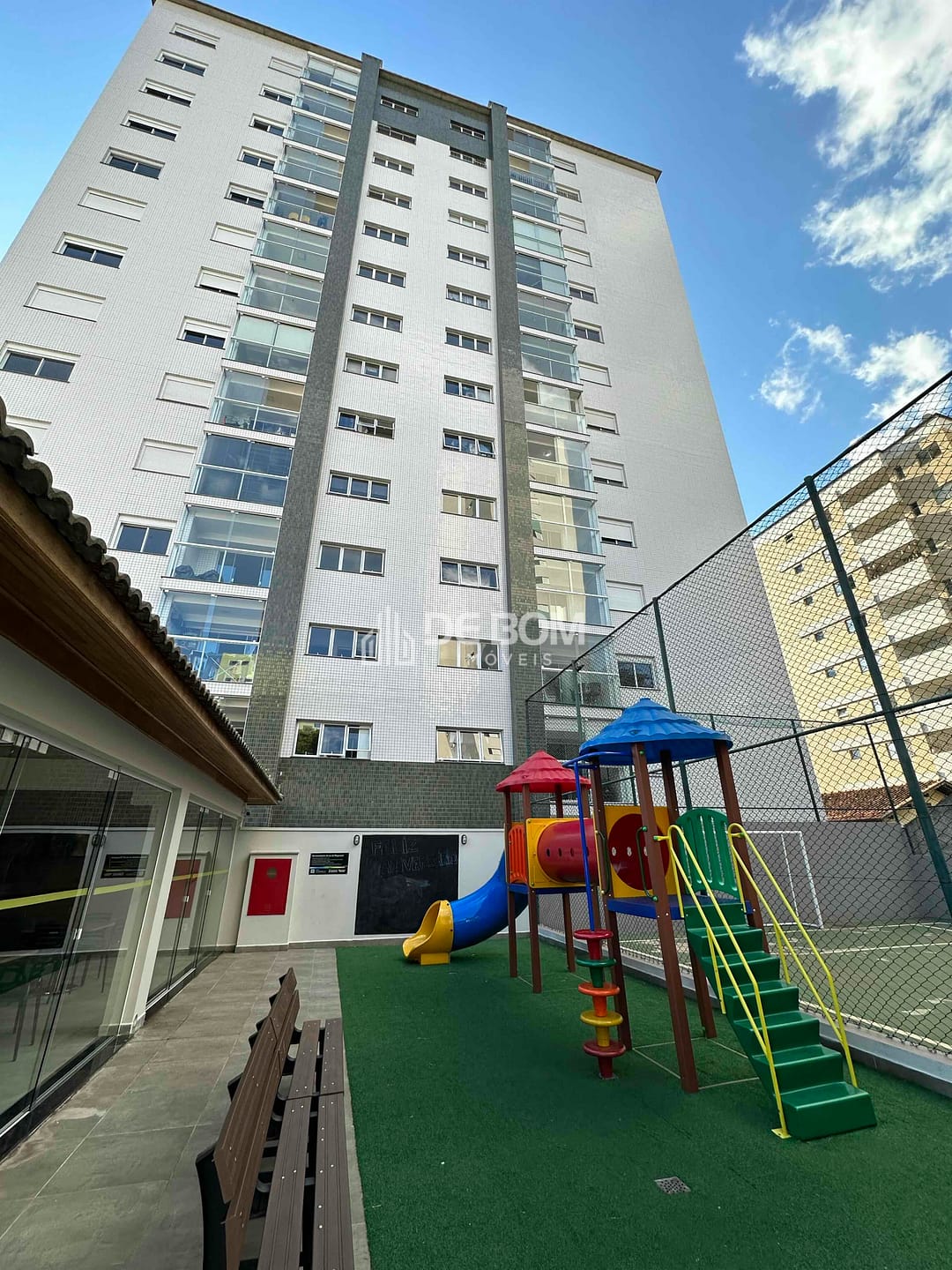 Apartamento à venda com 3 quartos, 127m² - Foto 31
