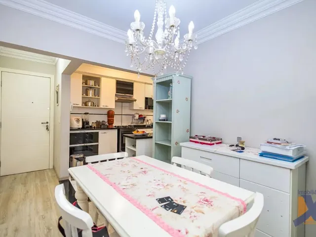 Apartamento 2 quartos e 1 banheiro, à venda, no bairro Novo Mundo em Curitiba